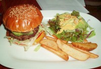 アボカドバーガー