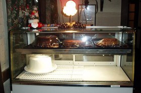 入り口にあるケーキ