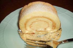 オレンジのロールケーキ オレンジのロールケーキ
