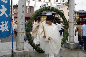川越八幡宮「茅の輪くぐり」 川越八幡宮「茅の輪くぐり」