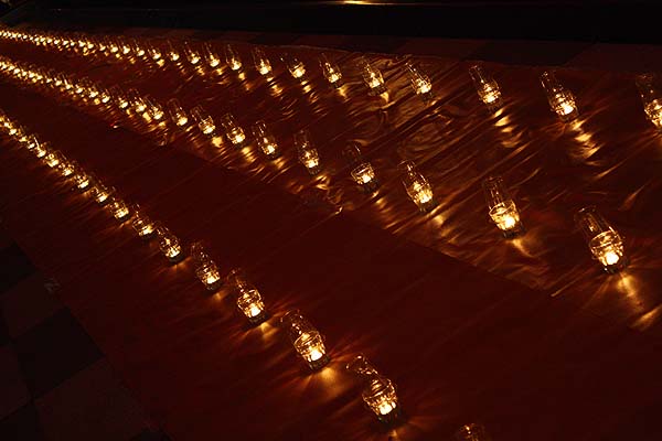 合計1000本のキャンドル 合計1000本のキャンドル