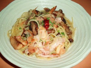 きのことベーコンのペペロンチーノ