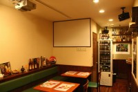 スクリーンとプロジェクター スクリーンとプロジェクター